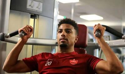 مذاکره فولاد با مدافع سابق پرسپولیس / ایوب العملود در راه اهواز؟