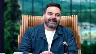 آواز شاد؛ احسان علیخانی یهو دستمال به دست سیماش قاطی شد چه رقصی رفت پیش حضار