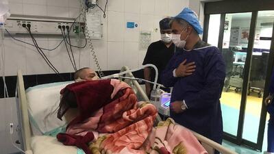 عیادت فرماندار سنندج از مصدومان حادثه آتش‌سوزی آبیدر