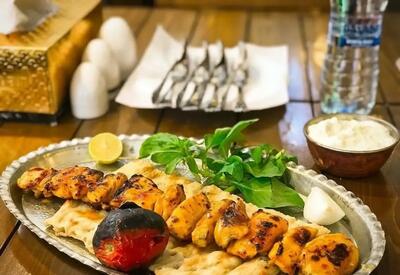 طرز تهیه جوجه‌کباب ترش؛ طعمی متفاوت از آشپزخانه‌های ایرانی (فیلم)