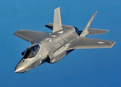 سقوط یک فروند دیگر از جنگنده‌های F-35 آمریکا (فیلم)