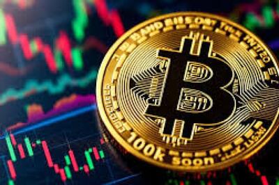 فرمانروا در کمین خریداران؛ بیت‌کوین در حصار خط نزولی و بی‌عمقی بازار؛ آپدیت تحلیل تکنیکال بیت کوین / 9 مرداد 1404
