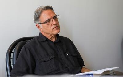 ویدیو / محمدرضا تاجک: آن ۴۰ درصدی که در انتخابات شرکت کردند، برای این بود که یک ایران تباه و ویران شده ای را در ذیل قدرت گرفتن برخی از این آلترناتیوها می دانستند / بنابراین سرمایه اجتماعی اصلاح طلبان را نمی توان مترادف میزان رای دهندگان حساب کرد؛ از آن بسیار پایین تر است