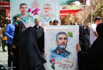 مراسم چهلمین روز شهدای جنگ تحمیلی ۱۲ روزه در قطعه 42 بهشت زهرا (س)