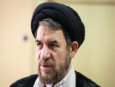 ملت ایران با اتحاد در برابر توطئه‌ها ایستاد