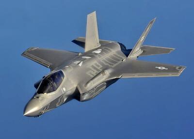 اولین فیلم از سقوط جنگنده F-35 آمریکا