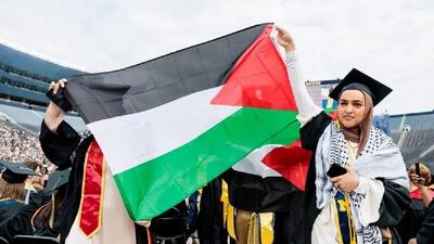 حمایت دانشجوی فارغ‌التحصیل دانشگاه لیدز از فلسطین + فیلم