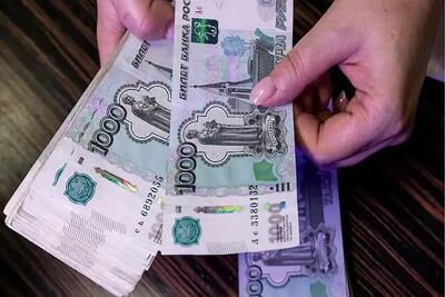 روبل رکورد بی‌سابقه ثبت کرد