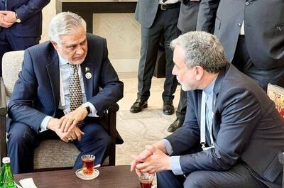 گفتگوی تلفنی وزیران خارجه ایران و پاکستان