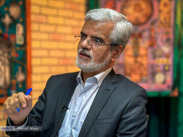 محمود صادقی: پزشکیان نشان داد که برای صدای مردم گوش شنوا دارد