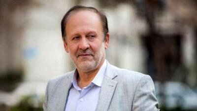 ساداتیان: نباید از غنی‌سازی دست برداریم/ باید بر روی پیشنهاد کنسرسیوم اصرار کنیم