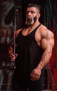 هادی چوپان با استایل هالک هوگن؛ ادای احترام قهرمان بدنسازی به اسطوره فقید WWE / عکس - پارس فوتبال