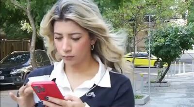 سرقت موبایل خبرنگار زن ناکام ماند (فیلم)