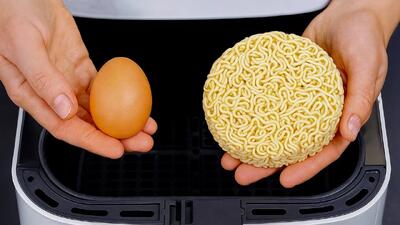 غذا با نودل تخم مرغ در هواپز / در عرض ۳ دقیقه آماده می شود