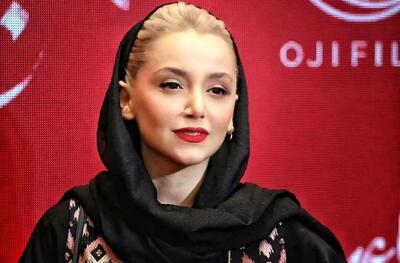 دلبری نازنین بیاتی بازیگر تاسیان با تیپ ساده و مشکی