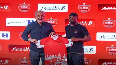 اوریه: من به خاطر جو هواداری به پرسپولیس آمدم/ اگر گرسنه‌ام باشم به تیم رقیب نمی‌روم - پارس فوتبال