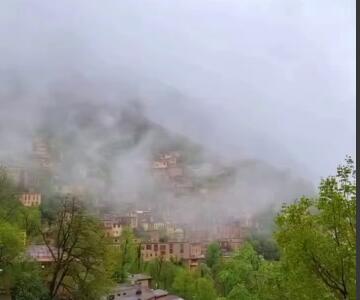 ماسوله‌ی مه آلود در گیلان