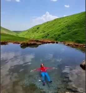 آب تنی در سردابه اردبیل 