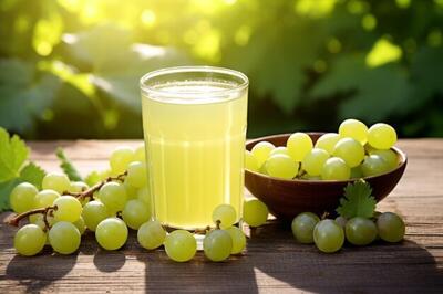 طرز تهیه دمنوش غوره ، یکی از نوشیدنی‌ های سنتی ایرانی