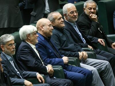 کیهان: دولت با خط‌دهی نفوذی‌ها به مسائل واهی و پوچ مشغول شده!