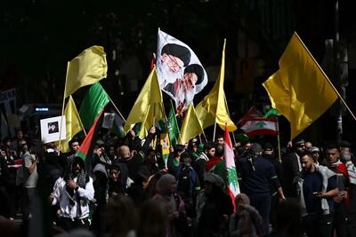 تصویر رهبر معظم انقلاب در دست معترضان ضد اسرائیلی در استرالیا + ویدئو