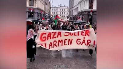 تظاهرات حامیان فلسطین در اسلو با وجود بارش شدید باران +  فیلم