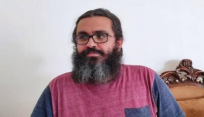 نویسنده تگزاس: فقط فحش از فراستی یاد گرفتم!