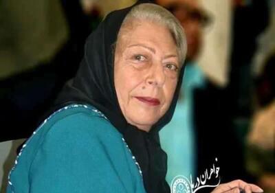 چهره ها در زمان ؛ قابی ناب و عاشقانه از ثریا قاسمی و مادرش دهه شصت