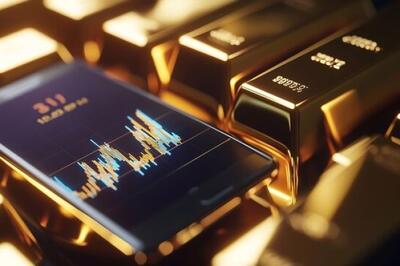 فرمانروای بازار فلزات در کمین 3400 دلار؛ حمایت خریداران پرقدرت بازگشت؛ آپدیت تحلیل تکنیکال طلا / 13 مرداد 1404