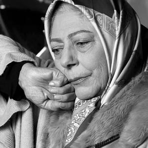 عکس/ پرتره جدید ثریا قاسمی با متنی غمگین | اقتصاد24