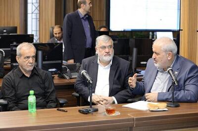 بازدید رئیس جمهور از وزارت نیرو