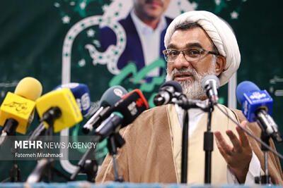 «خدمات متقابل ایران و افغانستان» را بنویسیم؛ رجایی در مسیر ایران بزرگ