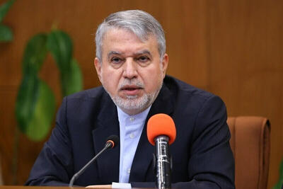 وزیر گردشگری: توسعه اقتصادی با ورود توریست ممکن است