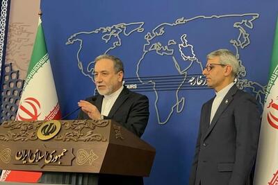 عراقچی: خبرنگار و دیپلمات، هم‌سنگر یکدیگر در میدان روایت هستند