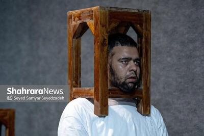 اجرای نمایش مشهدی «خط چشم» در تماشاخانه ایرانشهر تهران