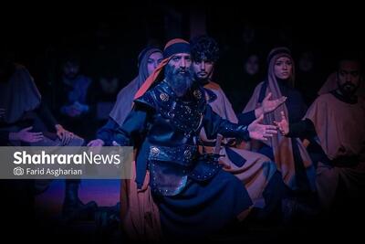 سنت‌هایی که زنده ماندند | نگاهی به نمایش آیینی مثنوی سرخ در تئاتر شهر مشهد