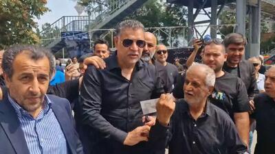 حضور علی دایی در مراسم وداع با داریوش مصطفوی (فیلم)