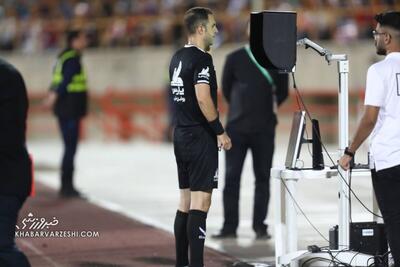 مجوز فیفا برای بازی استقلال و تراکتور - پارس فوتبال