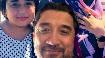 فیلم / خداداد عزیزی: ازدواج با زن اولم کاملاً سنتی بود  /  به همین خاطر بعداً عاشق شدم / الان دیگه خیلی عاشقم و...