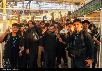 مهران در اوج ترافیک اربعین/ تردد 760هزار زائر از مرز/ ساماندهی ترافیکی مسیرها - تسنیم