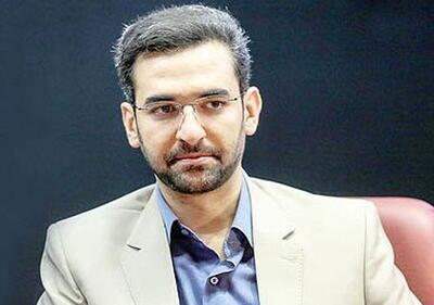 آذری جهرمی به سعید جلیلی: اگر اعجاز موسایی دارید، عصایتان را بر زمین بزنید