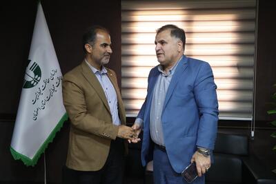 دیدار مدیرعامل خبرگزاری برنا با مدیرکل حفاظت محیط زیست استان اصفهان