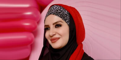 خاله شادونه با این استایل عجیب و غریب، وسط استادیوم فوتبال دیده شد! - چی بپوشم