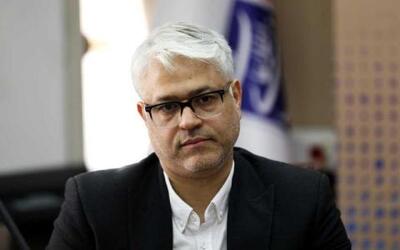 معاون وزیر ارتباطات: شهرداری حق تنظیم گری در پلتفرم های هوشمند حمل و نقل ندارد