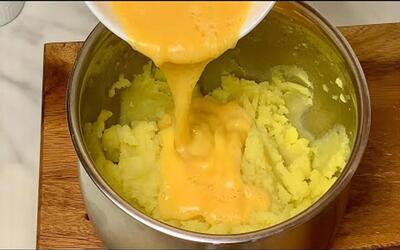طرز تهیه ناهار کلاسیک با نان لواش و سیب زمینی / خوشمزه تر از پیتزا