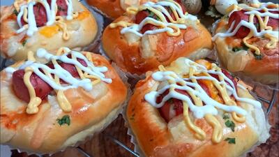 طرز تهیه کیک سوسیس هم خوشمزه هم ترد