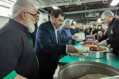 عکس متفاوت مخبر در جمع اعضای گروه جهادی