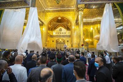فریاد مرگ بر آمریکا و اسرائیل در حرم ابالفضل‌العباس (ع) + ویدئو