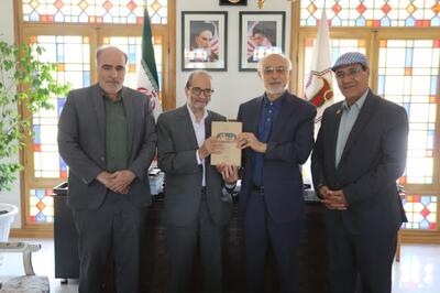 پیوند ایران با ابن‌سینا، فردوسی و سایر بزرگان ناگسستنی است
