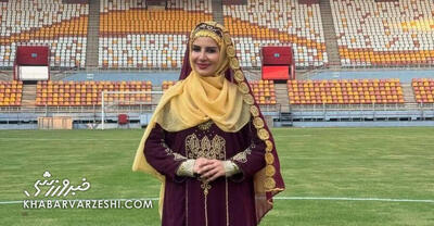 از صدور کارت خبرنگاری برای اینفلوئنسر غذا و قهوه تا خاله شادونه وسط فولاد آره نا؛ مدیریت فوتبال یا سیرک؟ - پارس فوتبال